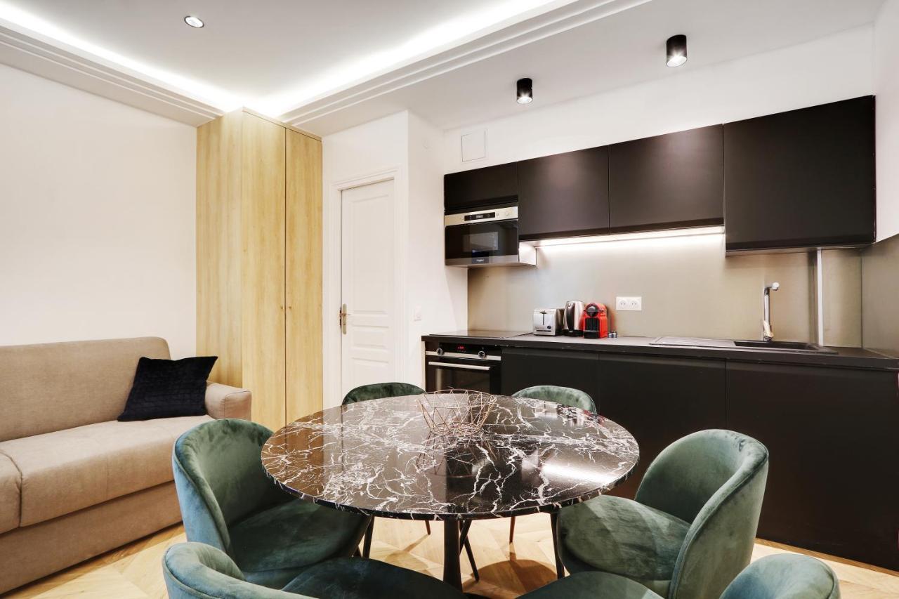 Off Majesti Upper Marais Apartment- Rue Du Faubourg Saint-Martin パリ エクステリア 写真