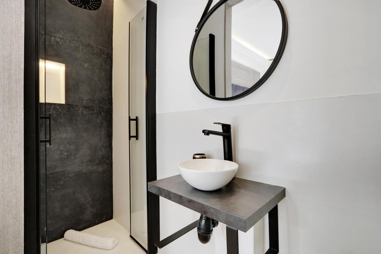 Off Majesti Upper Marais Apartment- Rue Du Faubourg Saint-Martin パリ エクステリア 写真