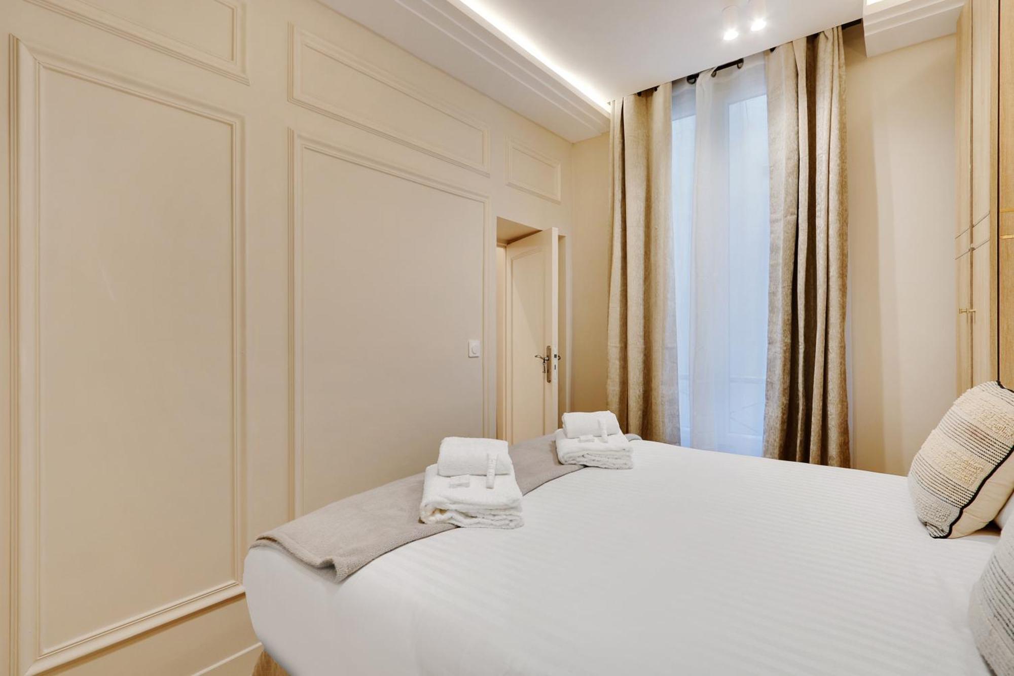 Off Majesti Upper Marais Apartment- Rue Du Faubourg Saint-Martin パリ エクステリア 写真